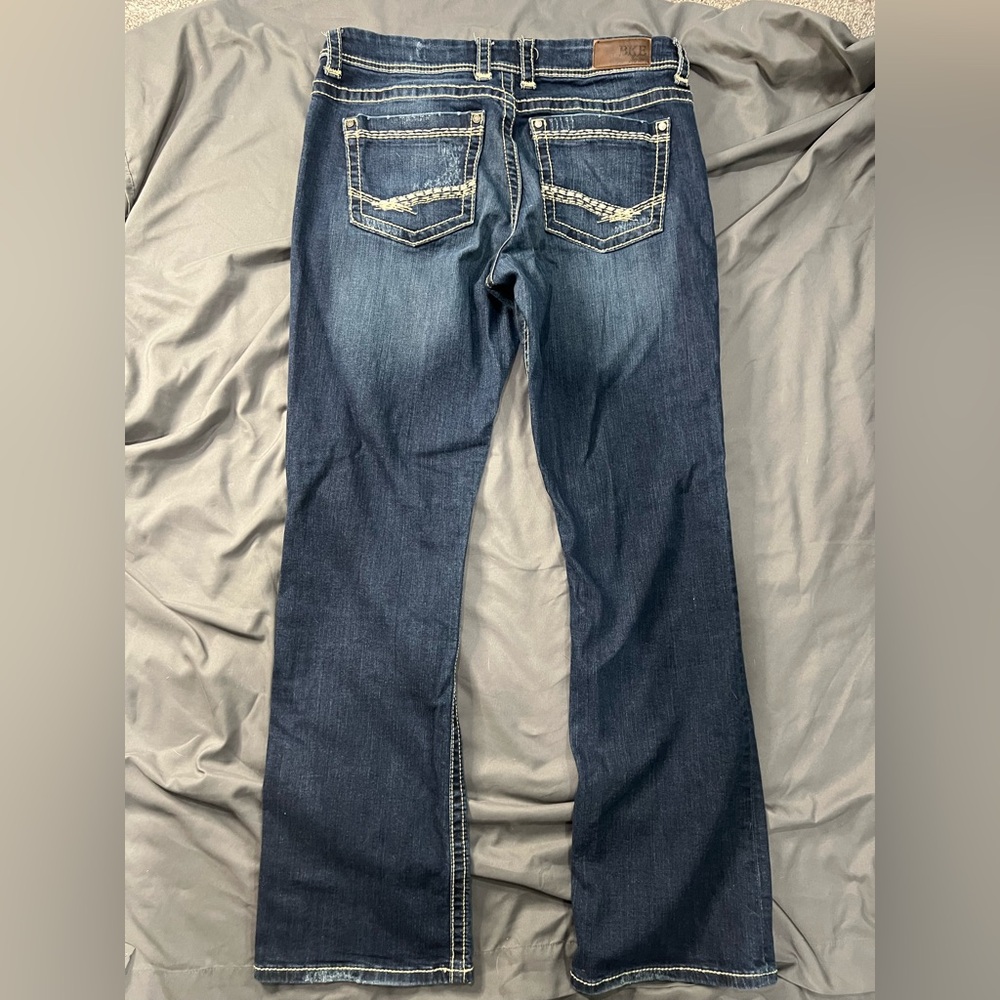 BKE Dakota Bootcut Jeans. Size 32L. - Picture 4 of 4